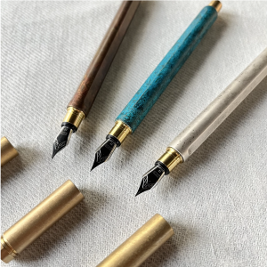 伝統技法の着色を施した「2way pen」