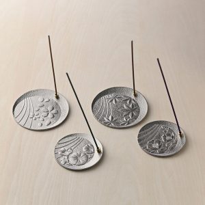 季節の香立て